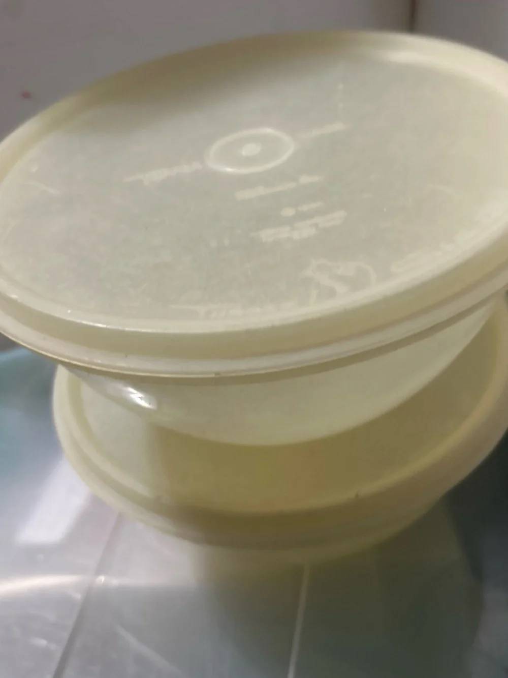 Set of Two Round Food Storage Containers in Pale Yellow
